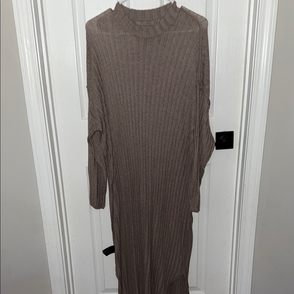 Elegant Brown Ribbed Knit Dress